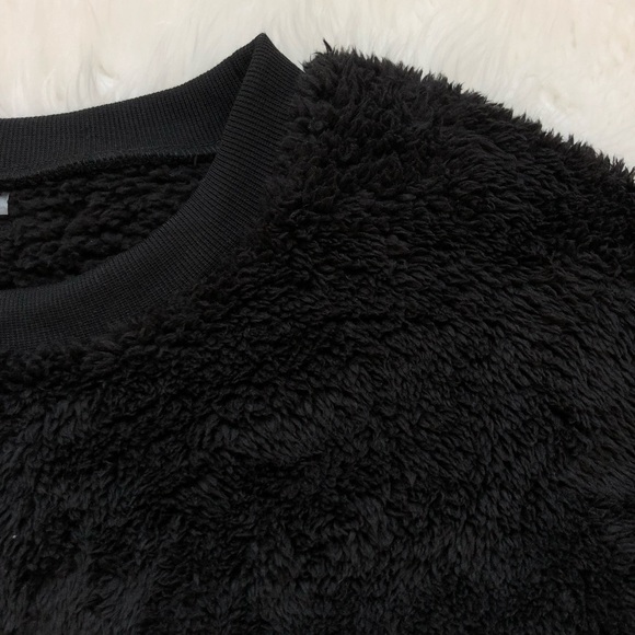 Teddy Black Sherpa Crop Top Sweatshirt - Picture 5 of 5